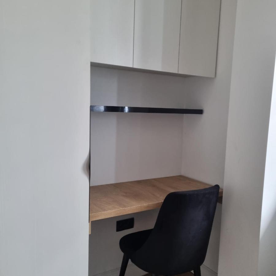 Apartment With Sea View Batumi Bagian luar foto